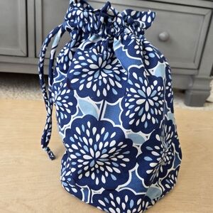 Vera Bradley Iconic Ditty Bag Blue Petal Splash Drawstring